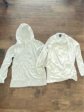 GAP nursing  Light Gray Cozy Hooded Sweatshirt and tops
